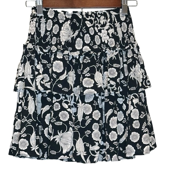 Anthropologie Black Tiered Floral Lined Mini Skirt Women’s Size XSP - Picture 4 of 8